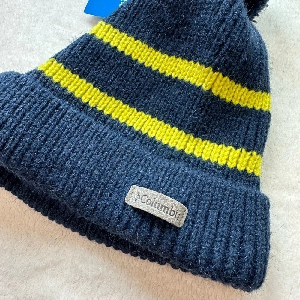 NWT Columbia Youth Auroras Lights Blue Striped Winter Beanie
